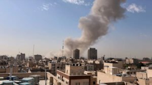 ভয়াবহ জবাব দেওয়ার প্রস্তুতি নিচ্ছে তেহরান: ইরানি কর্মকর্তা