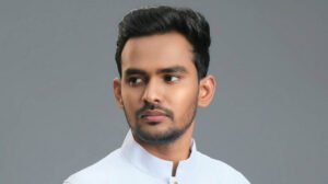 আসিফ মাহমুদের ব্যাংক হিসাব তলব করল বিএফআইইউ