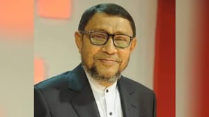 অফিস সময়ে চিকিৎসকেরা ক্লিনিকে যাচ্ছেন কি না দেখবে গোয়েন্দারা: স্বাস্থ্যমন্ত্রী