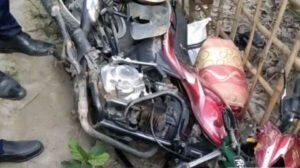 ঈদযাত্রায় ট্রাকের চাপায় একই পরিবারের তিনজন নিহত