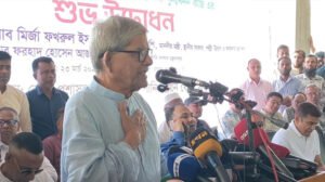 সামনে কঠিন সময়, যুদ্ধটা আমাদের খুব ক্ষতি করছে: মির্জা ফখরুল