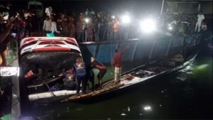 নিহতদের পরিবারকে ১ কোটি টাকা করে ক্ষতিপূরণ দিতে সরকারকে লিগ্যাল নোটিশ