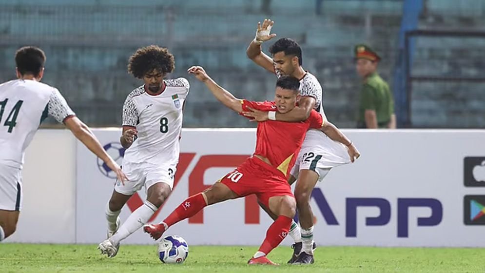 ভিয়েতনামের কাছে ৩-০ গোলে হারল বাংলাদেশ