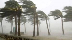 ঢাকাসহ দেশের ৪ জেলায় ৬০ কিমি বেগে ঝড়ের আভাস