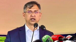 বর্তমান পোশাকে পুলিশ বাহিনী সন্তুষ্ট নয়: স্বরাষ্ট্রমন্ত্রী