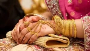 ৬ ঘণ্টার ব্যবধানে স্বর্ণের দামে বড় লাফ