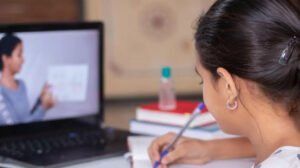 সব শিক্ষাপ্রতিষ্ঠানে ৩ দিন অনলাইনে ক্লাস