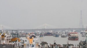 ডিজেল নিয়ে চট্টগ্রাম বন্দরে এল আরেকটি জাহাজ