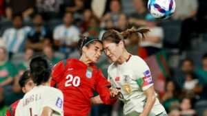 হারলেও শেষ পর্যন্ত বীরের মতো লড়েছে বাংলার বাঘিনীরা