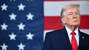 ইরানে সেনা পাঠানোর সম্ভাবনা থেকে সরে দাঁড়ালেন ট্রাম্প