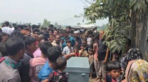 ট্রাংকের ভেতর মিলল অর্ধগলিত নারীর লাশ