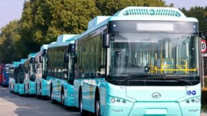 ইসলামাবাদে সব গণপরিবহনের ভাড়া ফ্রি ঘোষণা