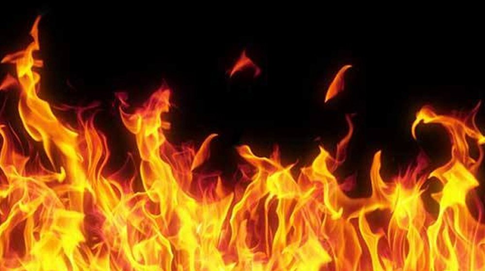 রাজধানীর গ্রিন লাইফ হাসপাতালে আগুন