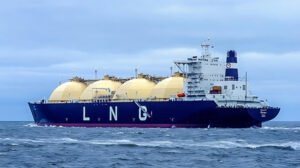 এলএনজি-এলপিজি নিয়ে বন্দরে ভিড়ছে আরও ৫ জাহাজ