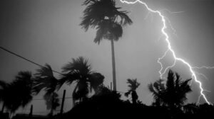 ৬০ কিলোমিটার বেগে ঝড়ের আভাস