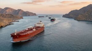 হরমুজ প্রণালি পুরোপুরি ইরানের নিয়ন্ত্রণে, টোল দিতে হবে রিয়ালে: তেহরান