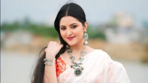 বৈশাখে শৈশব এর স্মৃতি স্মরণ করে আবেগাপ্লুত পরীমণি