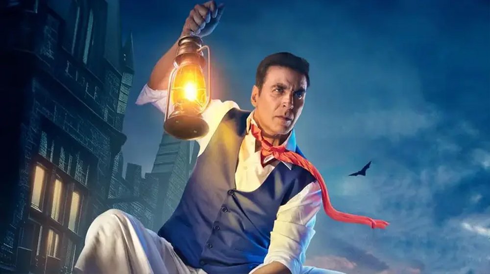 অক্ষয়ের ভূত বাংলার আয় কমে কিছুটা নিম্নমুখী