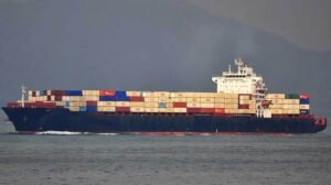 যুক্তরাষ্ট্রের জব্দ ইরানি জাহাজ ‘তৌস্কা’ এর ৬ ক্রু মুক্ত, উত্তেজনা অব্যাহত