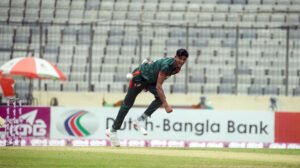 আইসিসির মাস সেরার তালিকায় নাহিদ রানা