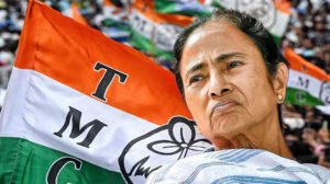 সামাজিক মাধ্যমের ‘বায়ো’তে পরাজয় স্বীকার করে নেওয়ার ইঙ্গিত মমতার