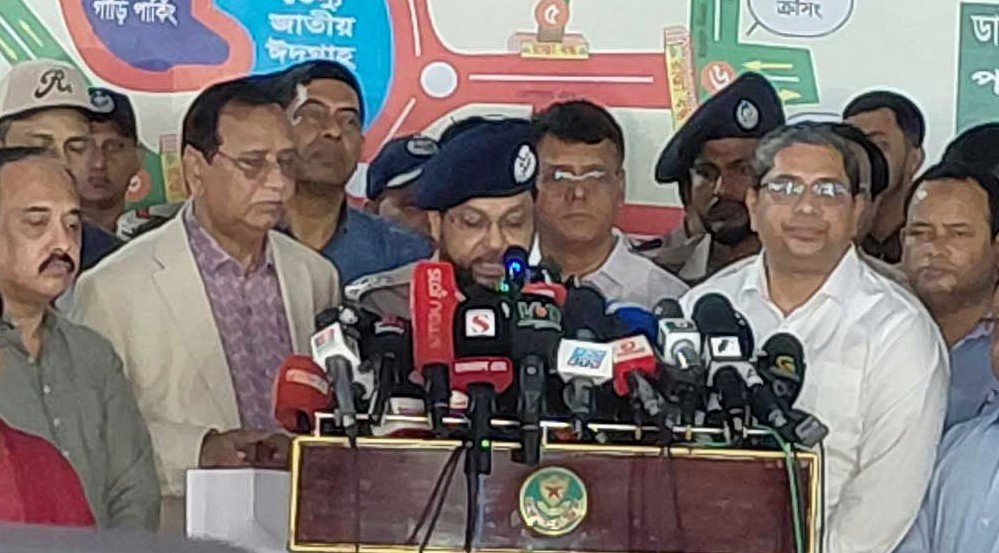 জাতীয় ঈদগাহে ‘বহুমাত্রিক’ নিরাপত্তা ব্যবস্থা নেওয়া হয়েছে: ডিএমপি কমিশনার