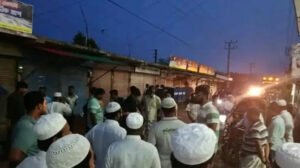 পাবনায় ছেলের সামনে বাবাকে গুলি করে হত্যা