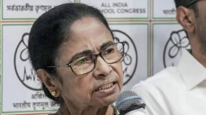মমতাকে বাদ দিয়ে তৃণমূলের নতুন নেতৃত্ব ঘোষণা বিদ্রোহীদের
