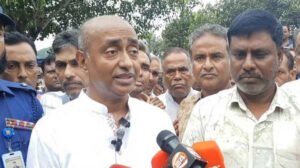 বাজারে ব্যবসায়ীদের সিন্ডিকেট ভেঙে দেওয়া হবে: আইনমন্ত্রী