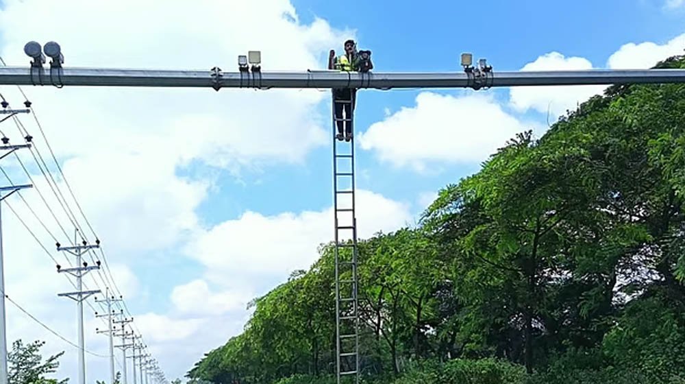 ঢাকা-চট্টগ্রাম মহাসড়কে চালু হচ্ছে এআই অটো ফাইন