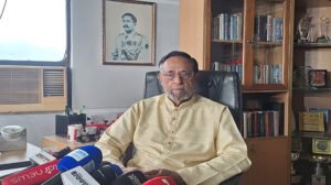 এখানে গণতন্ত্র নিয়ন্ত্রিত: অলি আহমদ