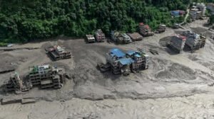 নেপালে আকস্মিক বন্যায় নিহত বেড়ে ২৮৯