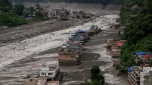 বন্যার ক্ষতি কাটাতে দরকার ৫০০ কোটি ডলার