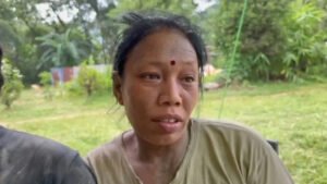 ‘চোখের সামনে পরিবারের সদস্যদের ভাসিয়ে নিয়ে গেছে’