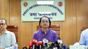 মাফিয়া গ্যাংয়ের হেনস্তার শিকার হওয়া প্রমাণ করে বাঁধন সঠিক পথে ছিলেন: তথ্য উপদেষ্টা