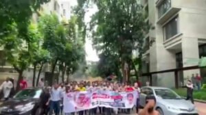 ধানমন্ডি ২৭-এ নিষিদ্ধ আওয়ামী লীগের ঝটিকা মিছিল, আটক ৩
