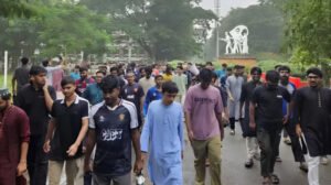 ভিসি পরিবর্তন মানছেন না শিক্ষার্থীরা, অচল চুয়েটে বিক্ষোভ অব্যাহত