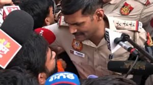 আবারও আটক ককরোচ জনতা পার্টির নেতা অভিজিৎ দিপক